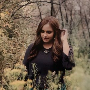 Meet your Posher, Raygan